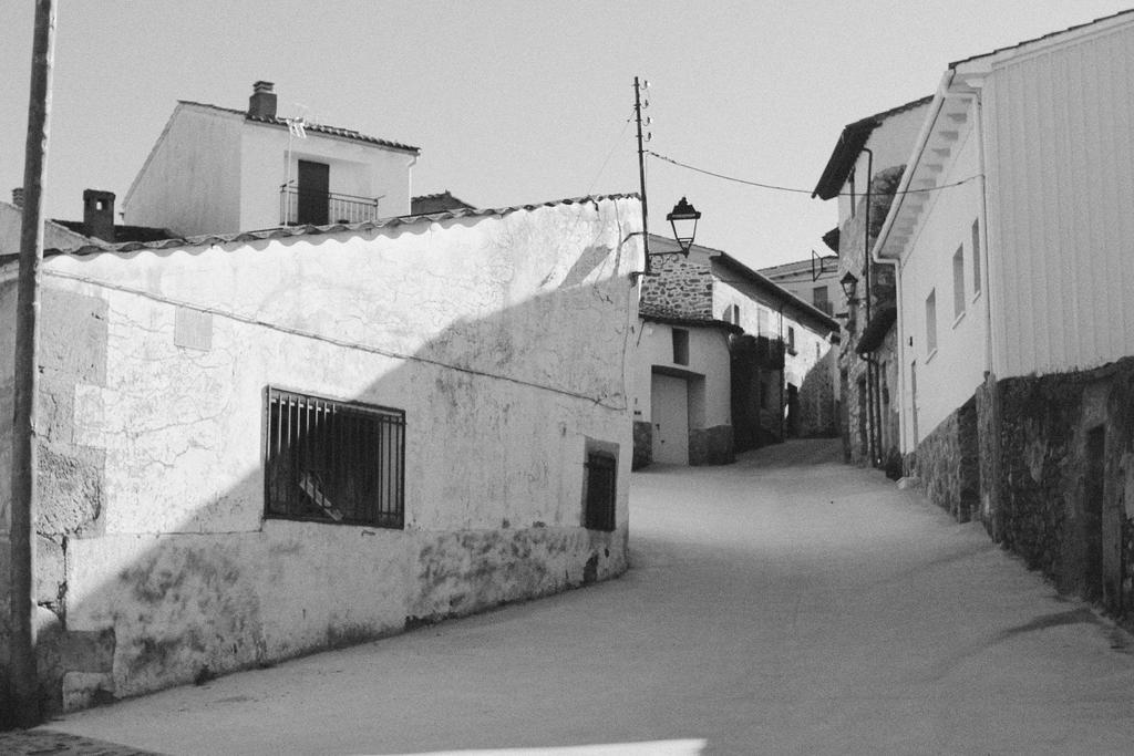 Maison d'hôtes La Grulla Dorada à Perales del Puerto Extérieur photo